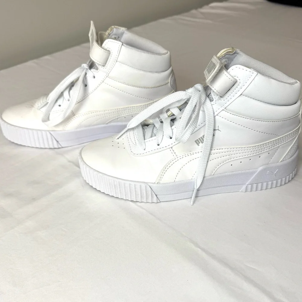 PUMA Women's Carina Mid Sneaker White 7.5 - Picture 3 of 13